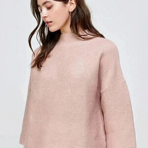 Ellison light pink lightweight mock neck wide sleeve sweater L